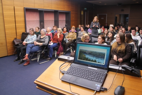 «Зеленые сокровища Сибири» вновь приглашают в путешествие по уникальным богатствам природы нашего края «Зеленые сокровища Сибири» вновь приглашают в путешествие по уникальным богатствам природы нашего края
