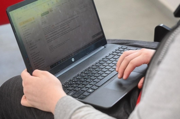 Два тюменских преподавателя выиграли грант 500 тыс. рублей на реализацию проектов Два тюменских преподавателя выиграли грант 500 тыс. рублей на реализацию проектов